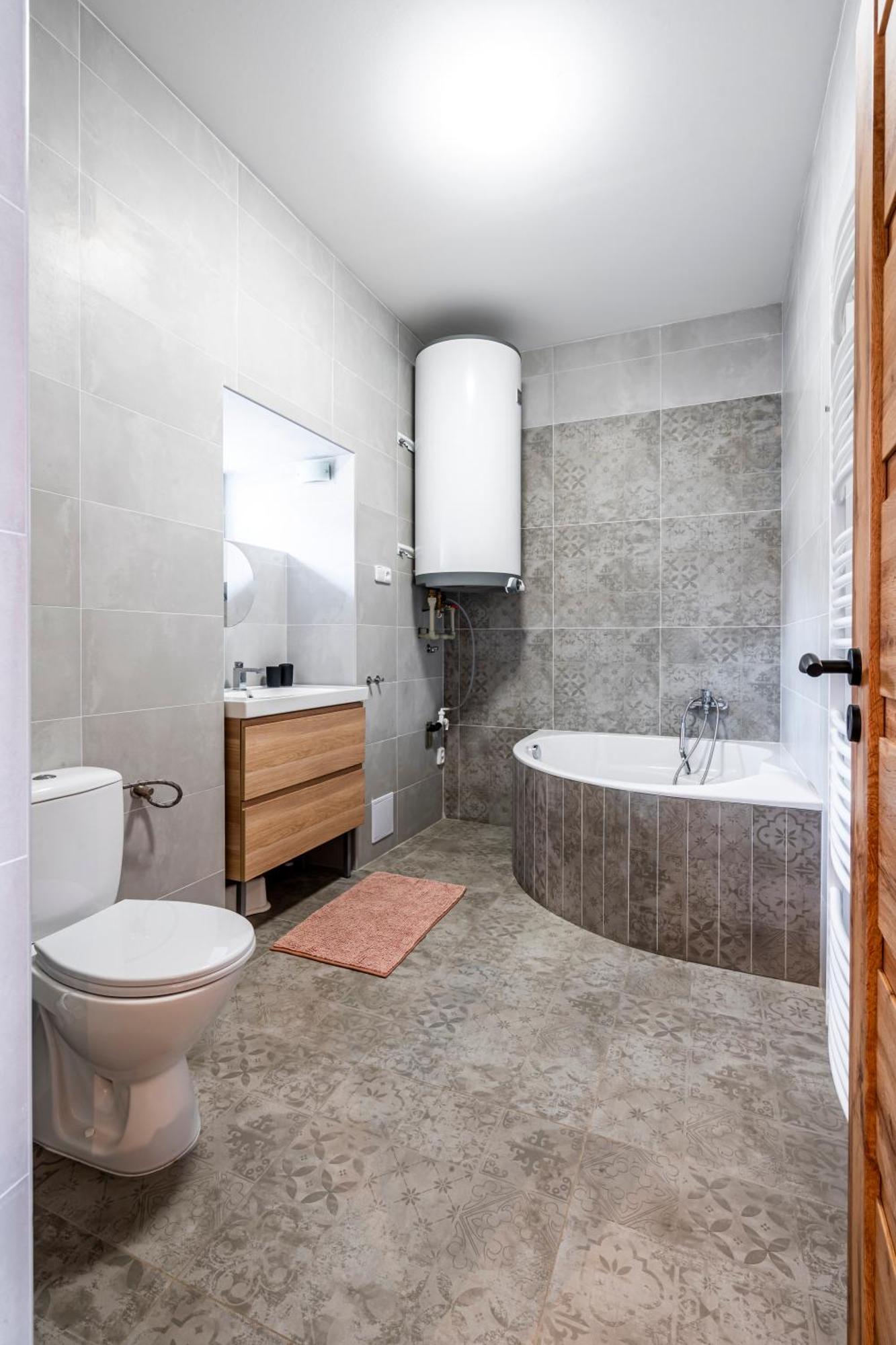 Ferienwohnung Dvur Dolenec Rohoznice  Exterior foto